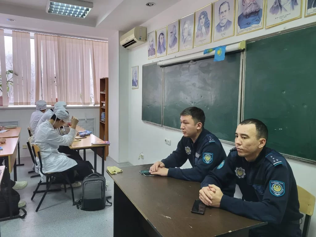 мошенничество среди несовершеннолетних